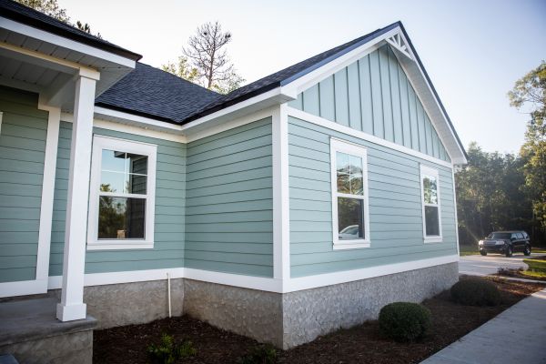 Board Siding Repair in Rochester